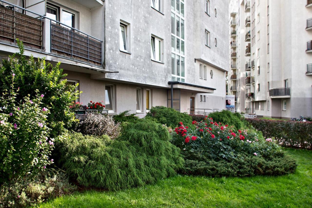 P&O Apartments Chomiczowka Warsaw Exterior photo